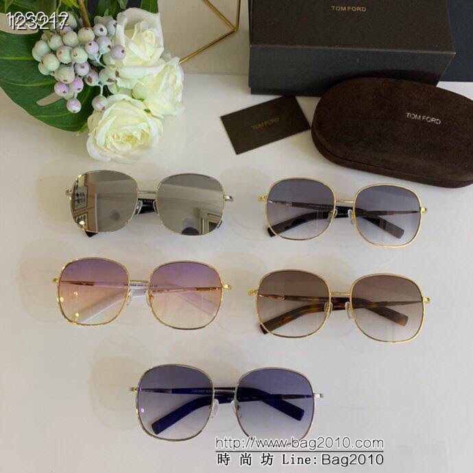 TOM FORD湯姆福特 2019開春新款 FT0499 官網同款太陽鏡 男女同款  lly1388